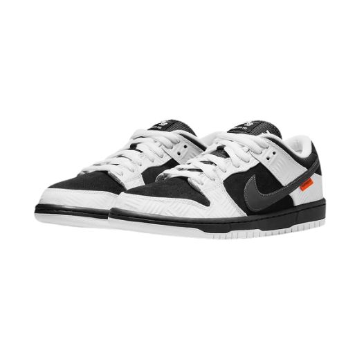 タイトブース/× NIKE SB DUNK LOW PROの買取相場価格